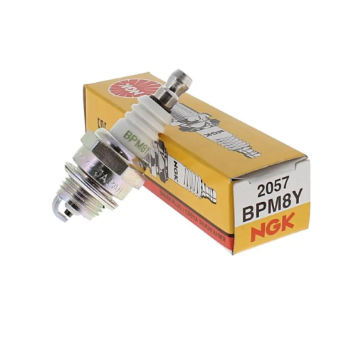 ŚWIECA NGK BPM8Y 2057 DO PILARKI ECHO CS440 CS530 CS600 EDR210 EDR260 ORY