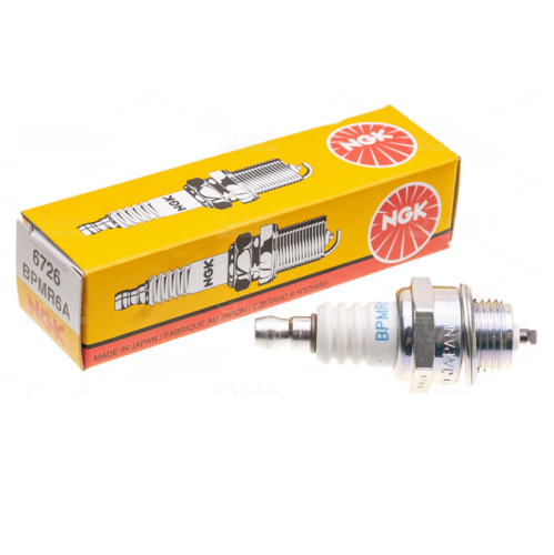 ŚWIECA NGK BPMR6A OLEO-MAC 962 971 STIHL KIORITZ
